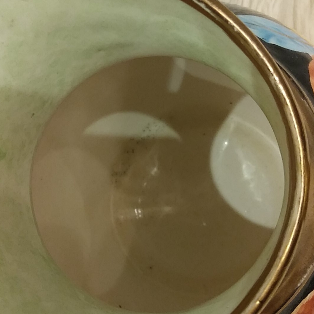 Pitcher/Vase - Picture 3 of 15